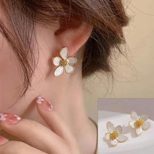 🍏50% OFF/3+...Enamel Flower Stud Earrings